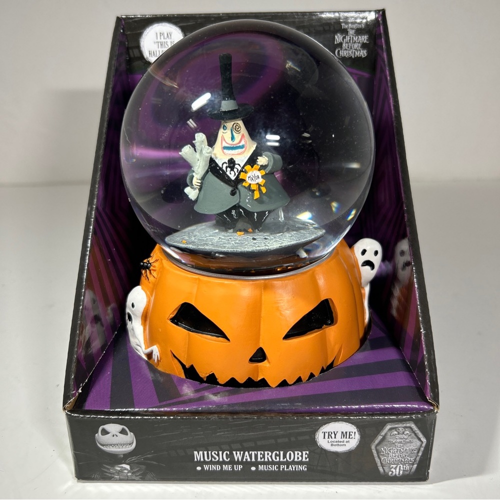 2023 Disney Nightmare Before Christmas Snow Globe Mayor Plays This Is Ha…